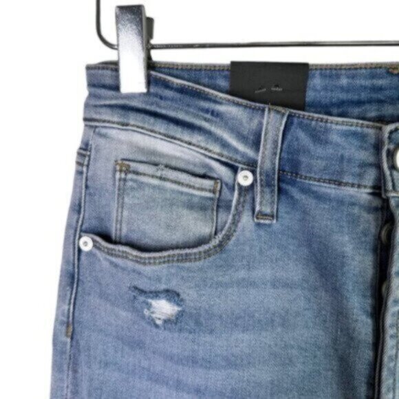 NWT Blank NYC | The Baxter Light Wash High Rise Denim Jeans Size 28 - Picture 4 of 9